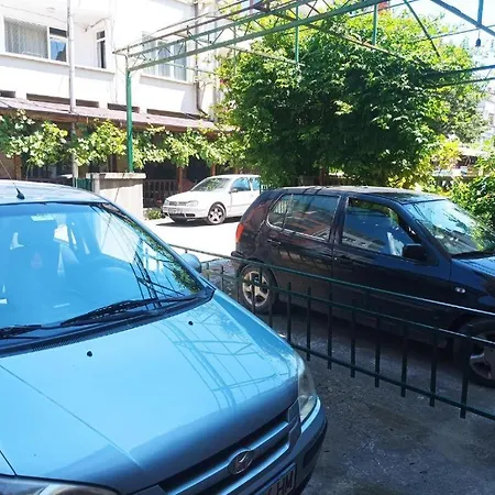 Family House Victoria' Garden Penzion Primorsko